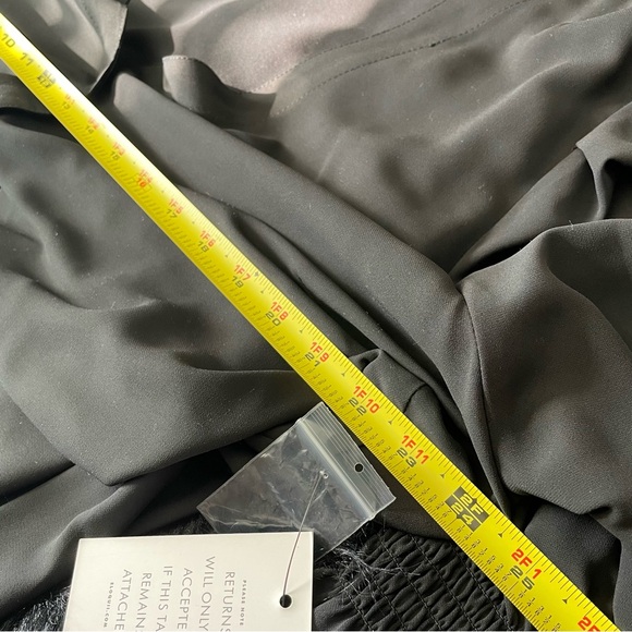 Eloquii black blouse with sash and arm detail, size 20, NWT - Picture 9 of 12